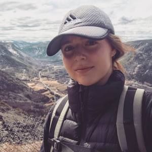 Meet your Posher, Corine